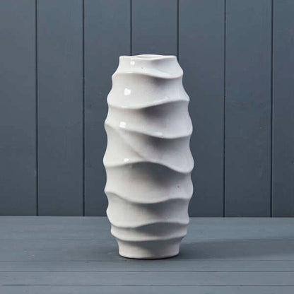 White Ceramic Vase (31cm)  TD(ext)9/(int)7 x BD9 x H31cm