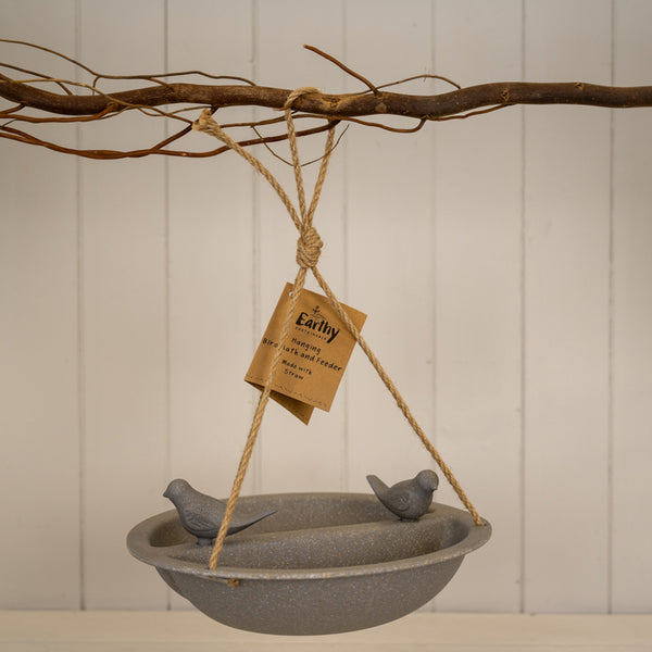 Earthy Straw Hanging Bird Bath and Feeder